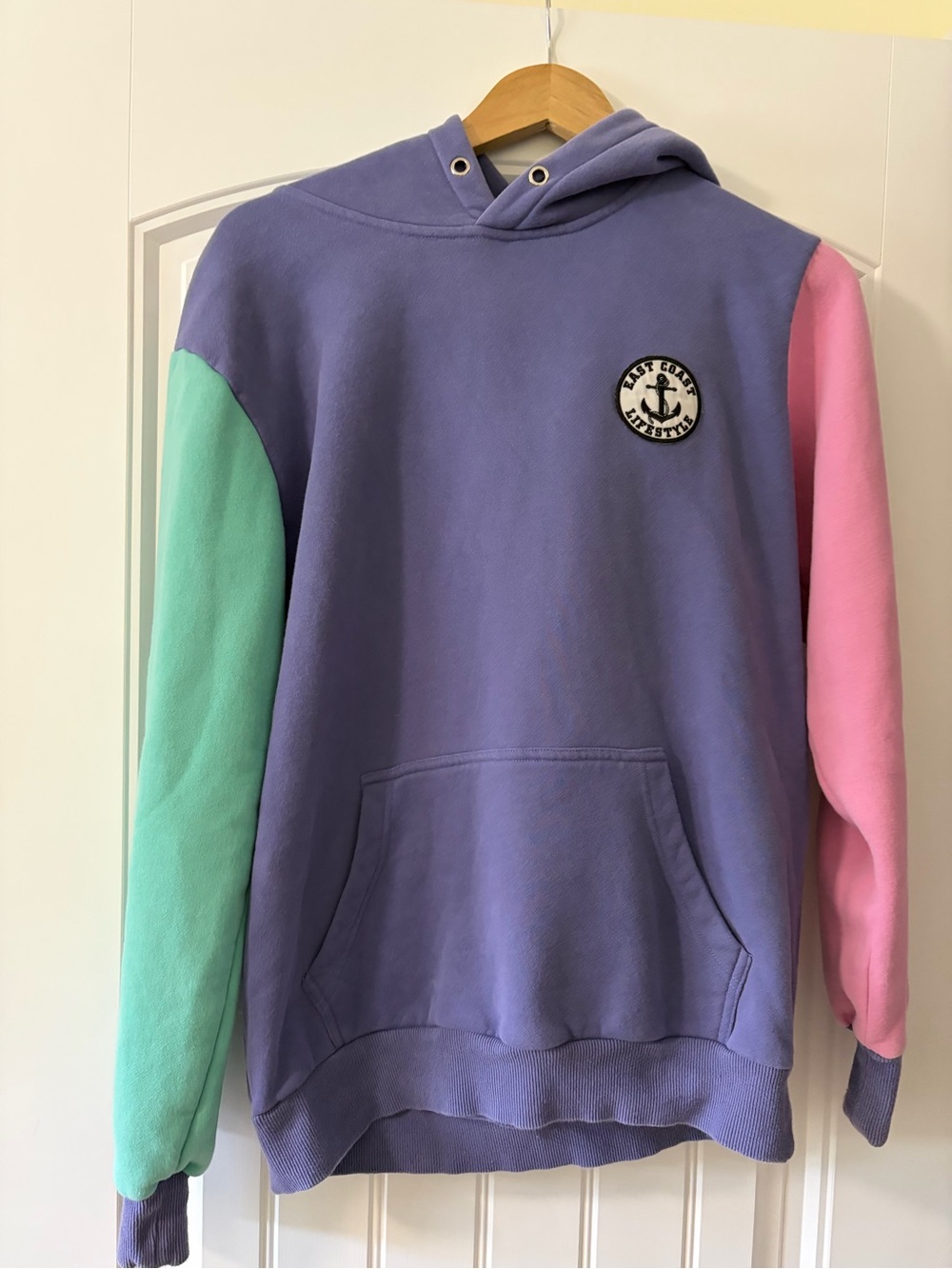 East Coast Lifestyle Colorblock Hoodie size Small